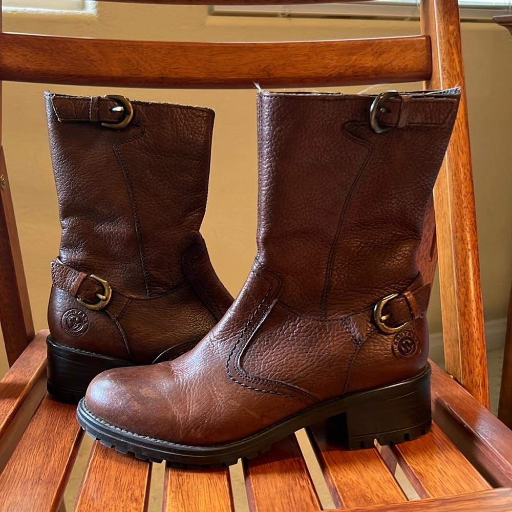 Santana of Canada weatherproof boots.